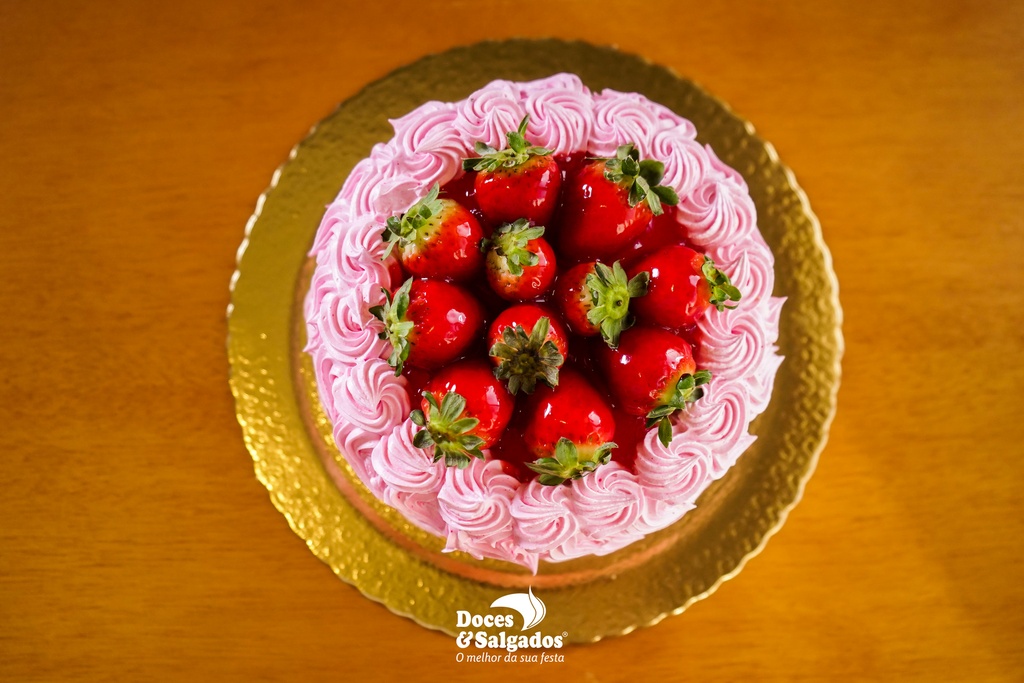 Torta Chantinho com Morango